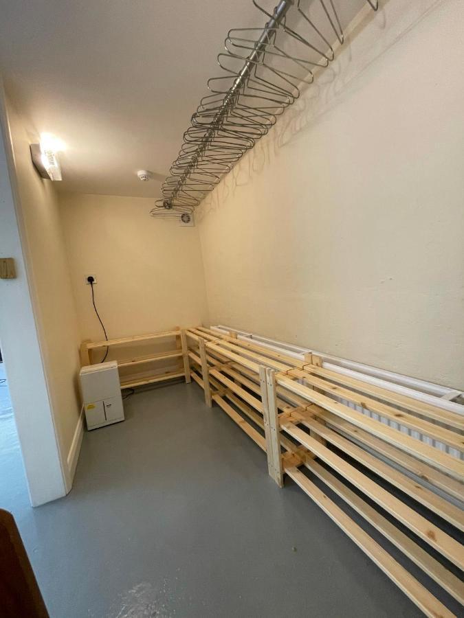 Wayfarers Independent Hostel بنريث المظهر الخارجي الصورة